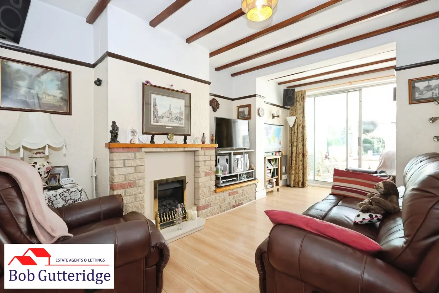 EXTENDED LOUNGE